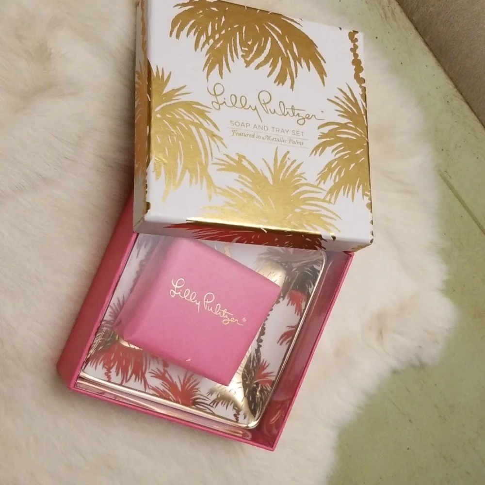 Lilly Pulitzer soap and tray set